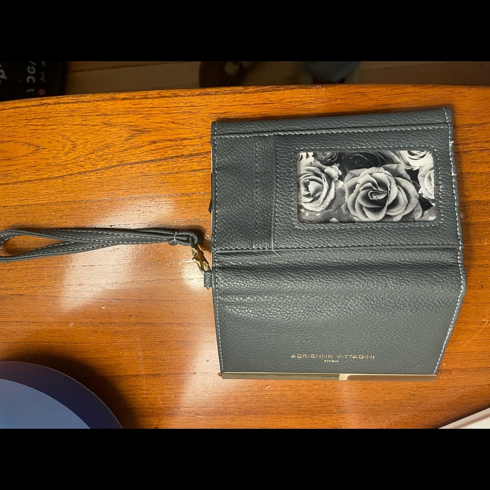 Wallet - Picture 4 of 4